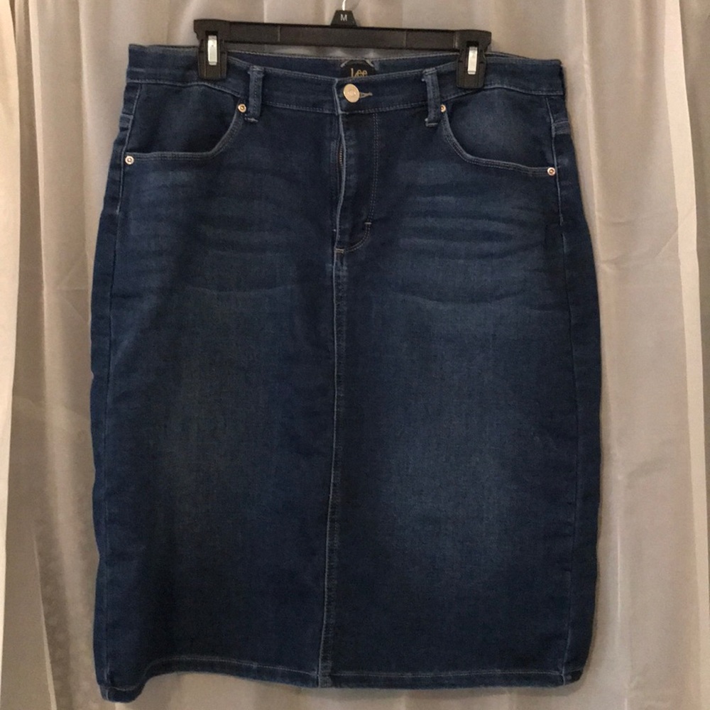 Lee denim skirt